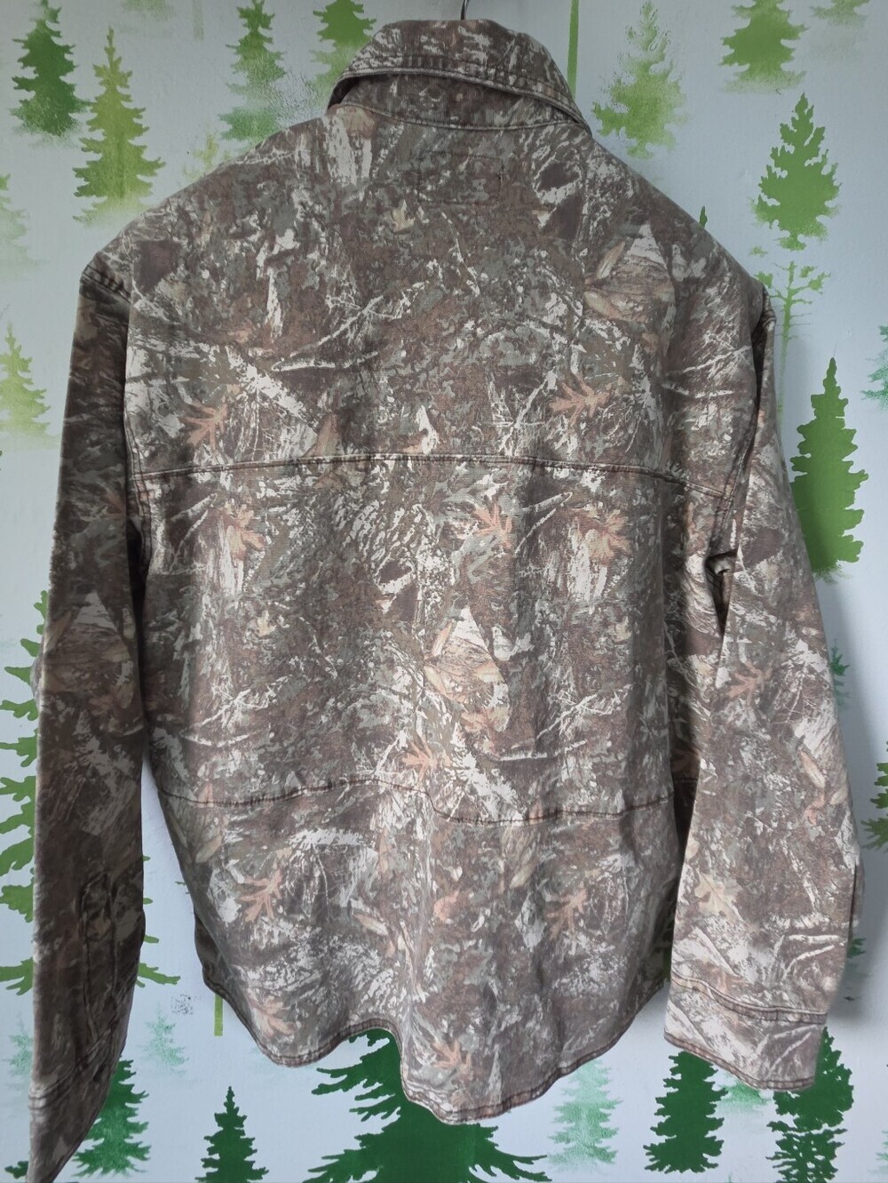 Arizona Jean Company Lightweight Camo Shirt Jacket in Brown and Cream - Picture 3 of 8